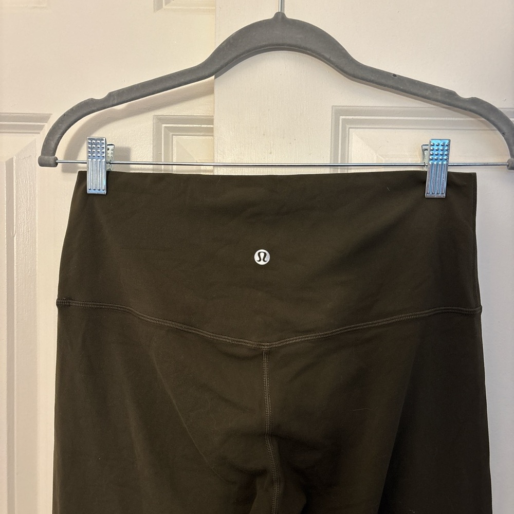 Lululemon Aligns - image 3